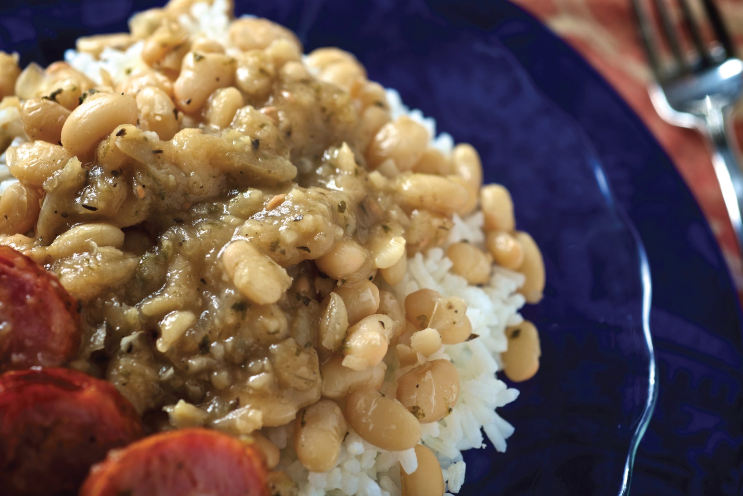 Slow Cooker Rosemary White Beans - My Modern Cookery