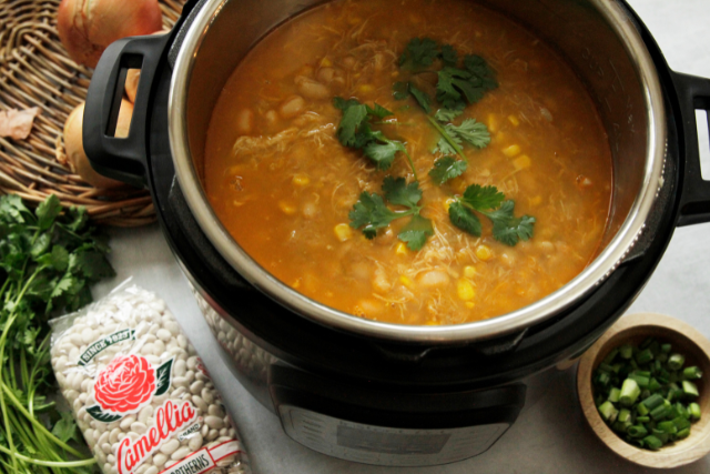 Instant Pot White Bean Chili