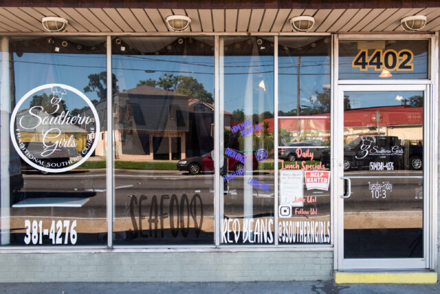 Front of restaurant for 3 Southern Girls